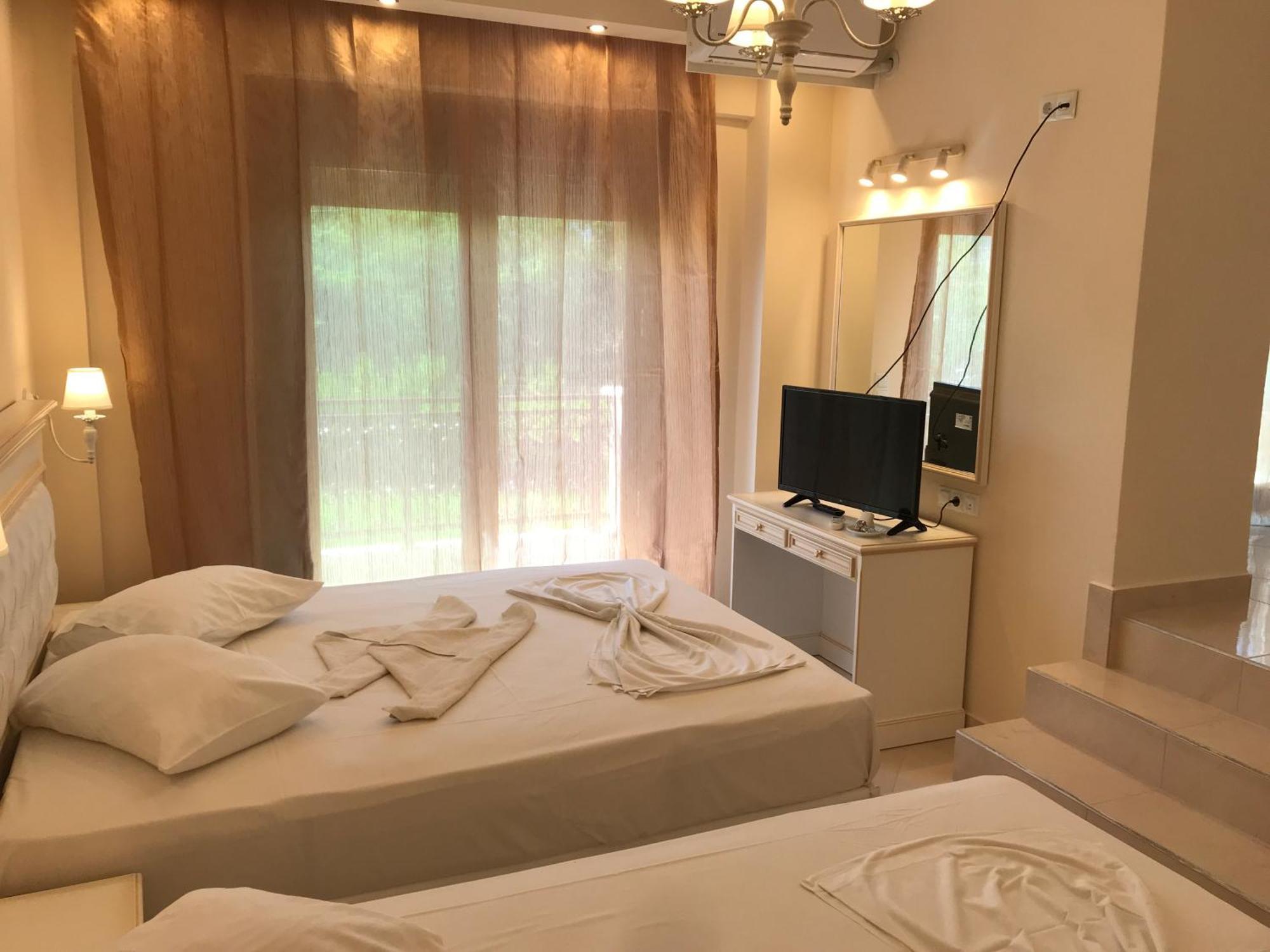 Elxis Luxury Resort Vrasná Eksteriør billede
